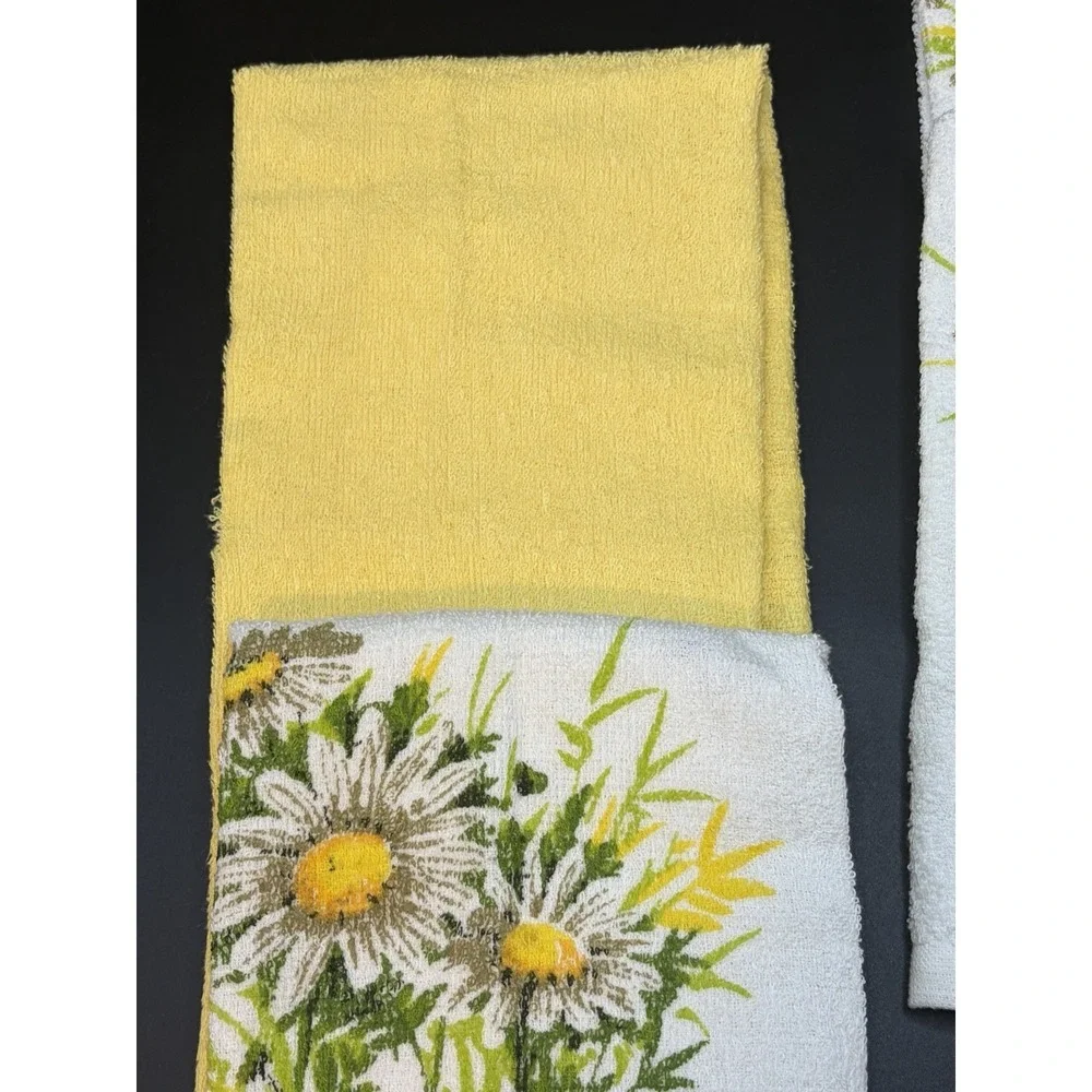 Floral Hand Towel Finger Towels/Washcloths Cotton Vtg Retro MCM 70s Green Yellow